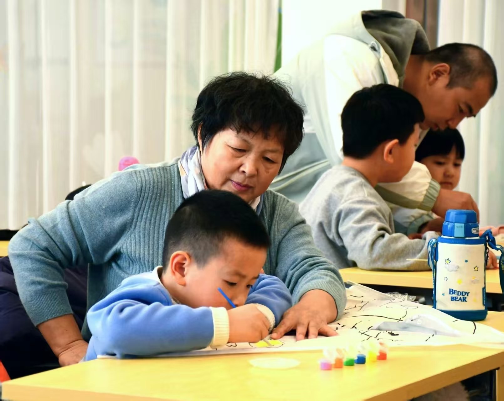 定州：城市书房尽享年味 感受文化深厚魅力