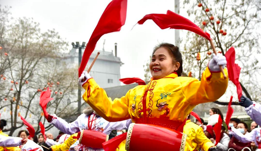 新春走基层丨定州：金马迎春闹元宵 民俗巡游福满城