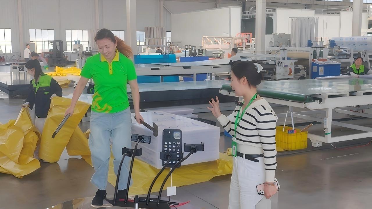 “十五五”开好局起好步｜【工业品直播进行时】河北定州：工业品直播“云”上突围新赛道